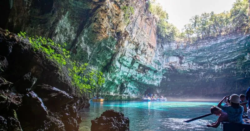 Depuis Argostoli : lac Melissani et grottes Drogarati